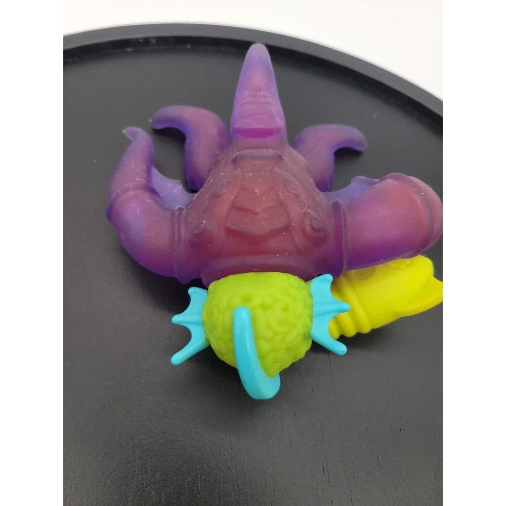 2020 Galaxy Blast Orbitox Heroes Goo Jit Zu Stretchy Action Figure Water Blaster